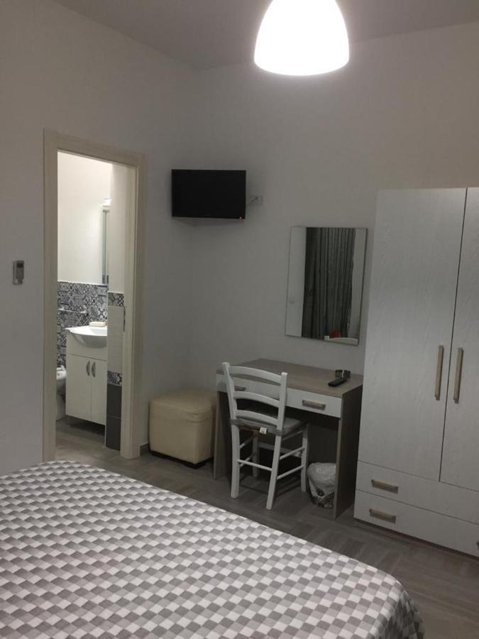 B&B Villa Arena Zingarello ภายนอก รูปภาพ