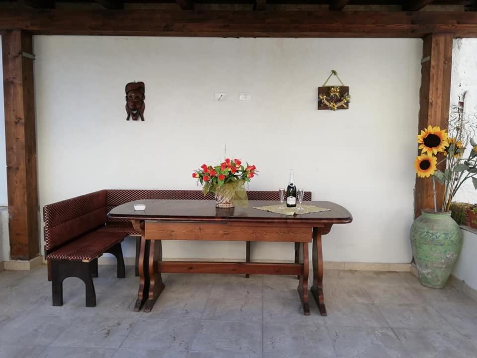 B&B Villa Arena Zingarello ภายนอก รูปภาพ
