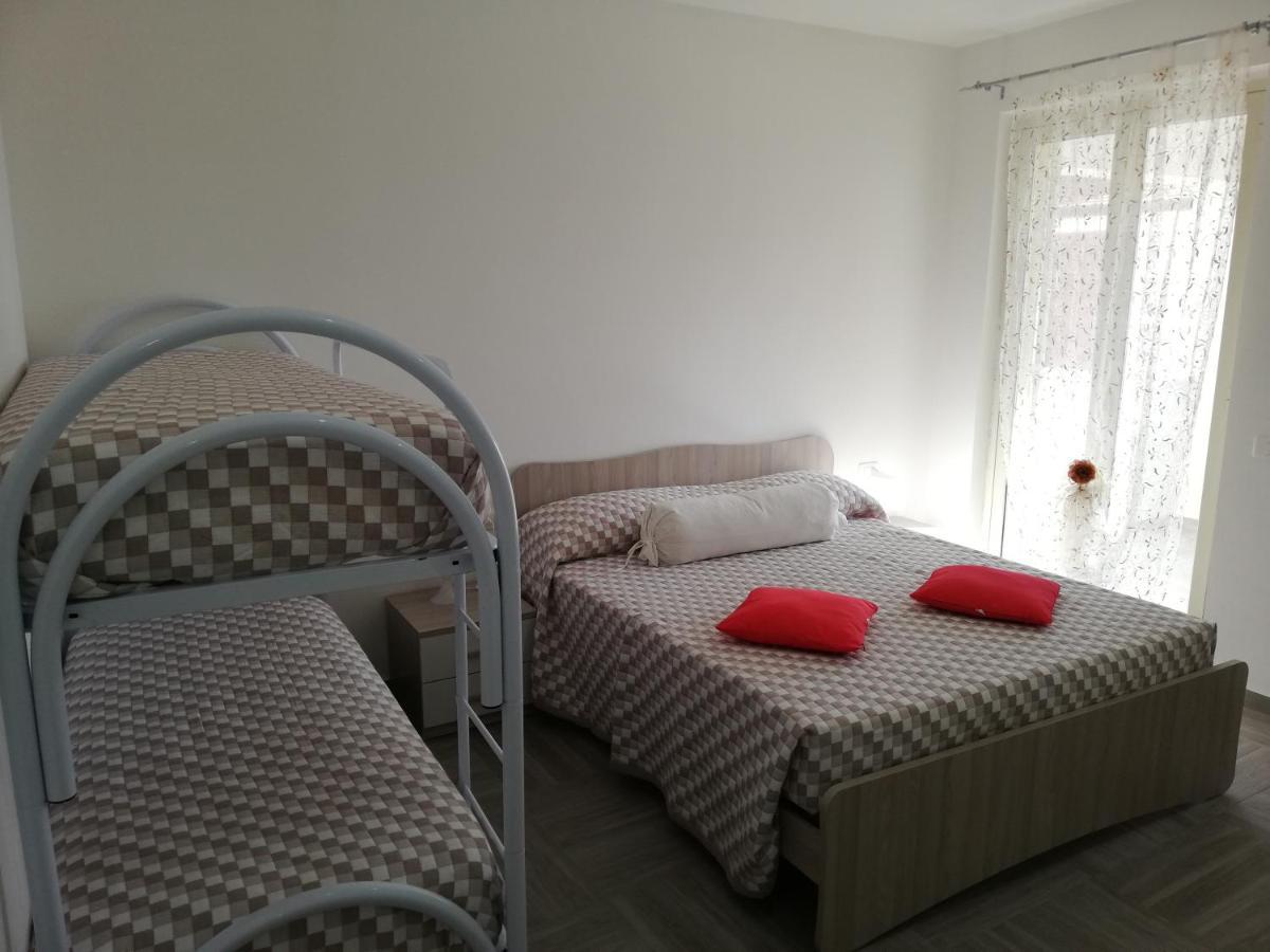 B&B Villa Arena Zingarello ภายนอก รูปภาพ